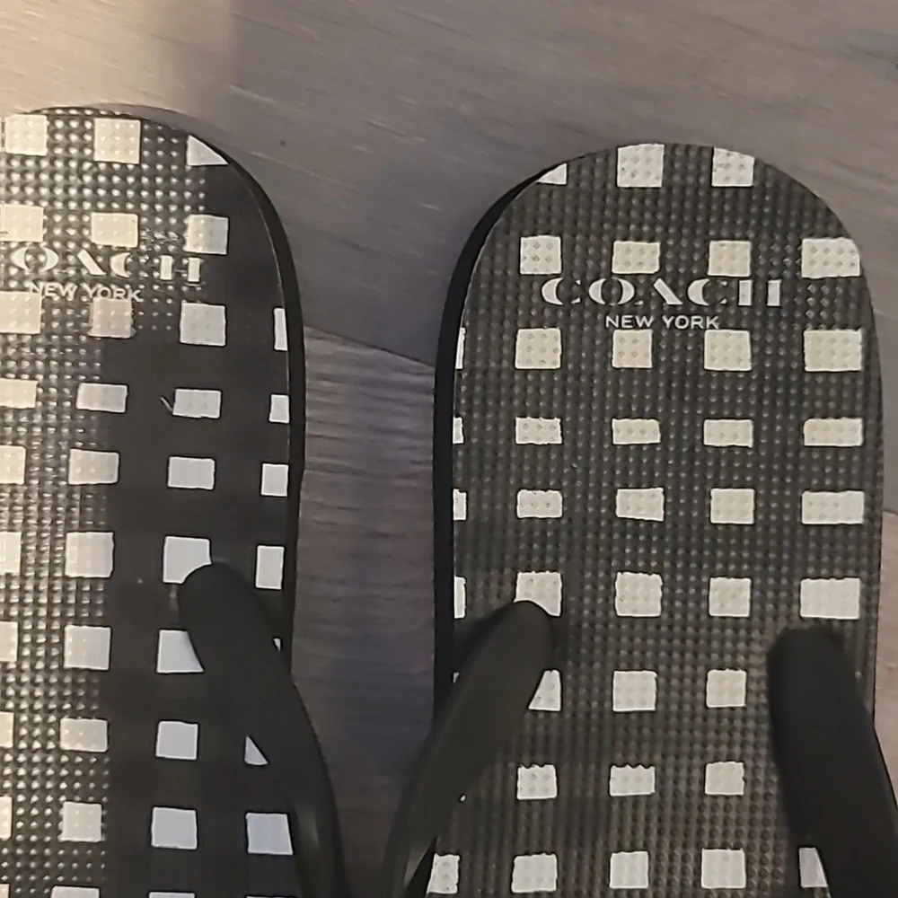 Coach Black White Gingham Amel Flip Flops Sandals Women’s Size 7-8 Bows Checks - Picture 2 of 5